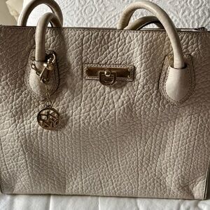DKNY Pebbled Leather Structured Tote – Beige/Stone 🤍